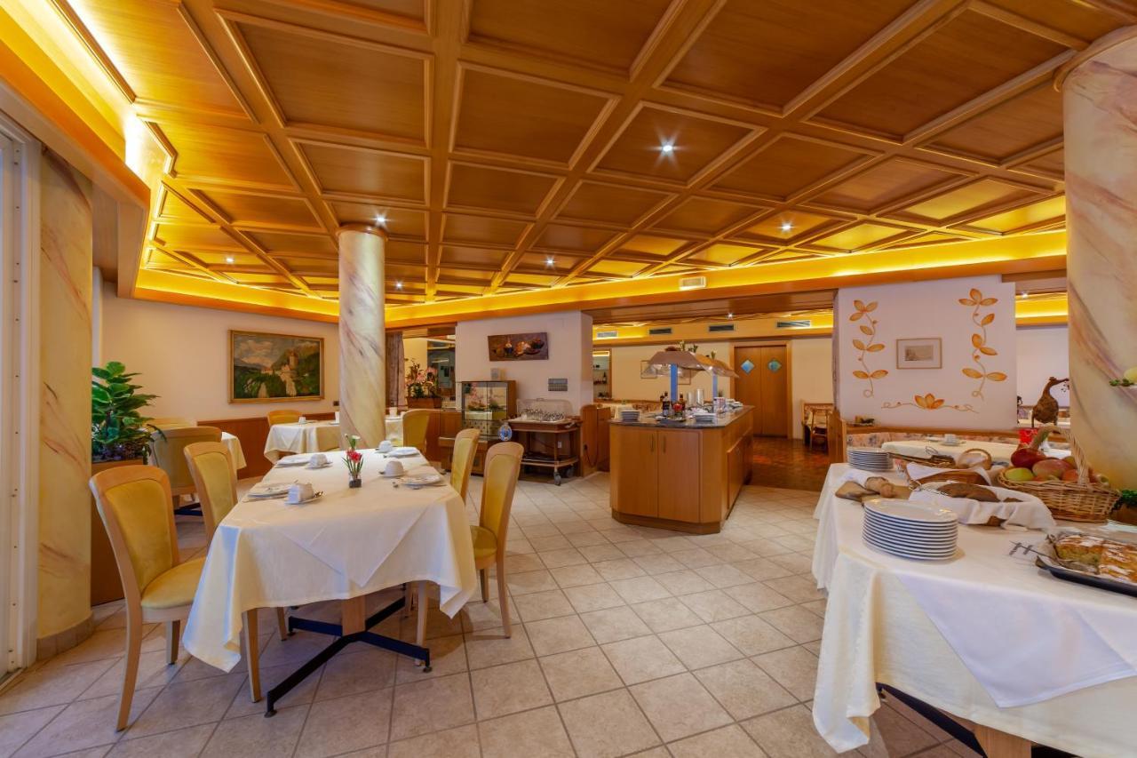 Fruehstuecks-Hotel Olympia Tirolo Ngoại thất bức ảnh