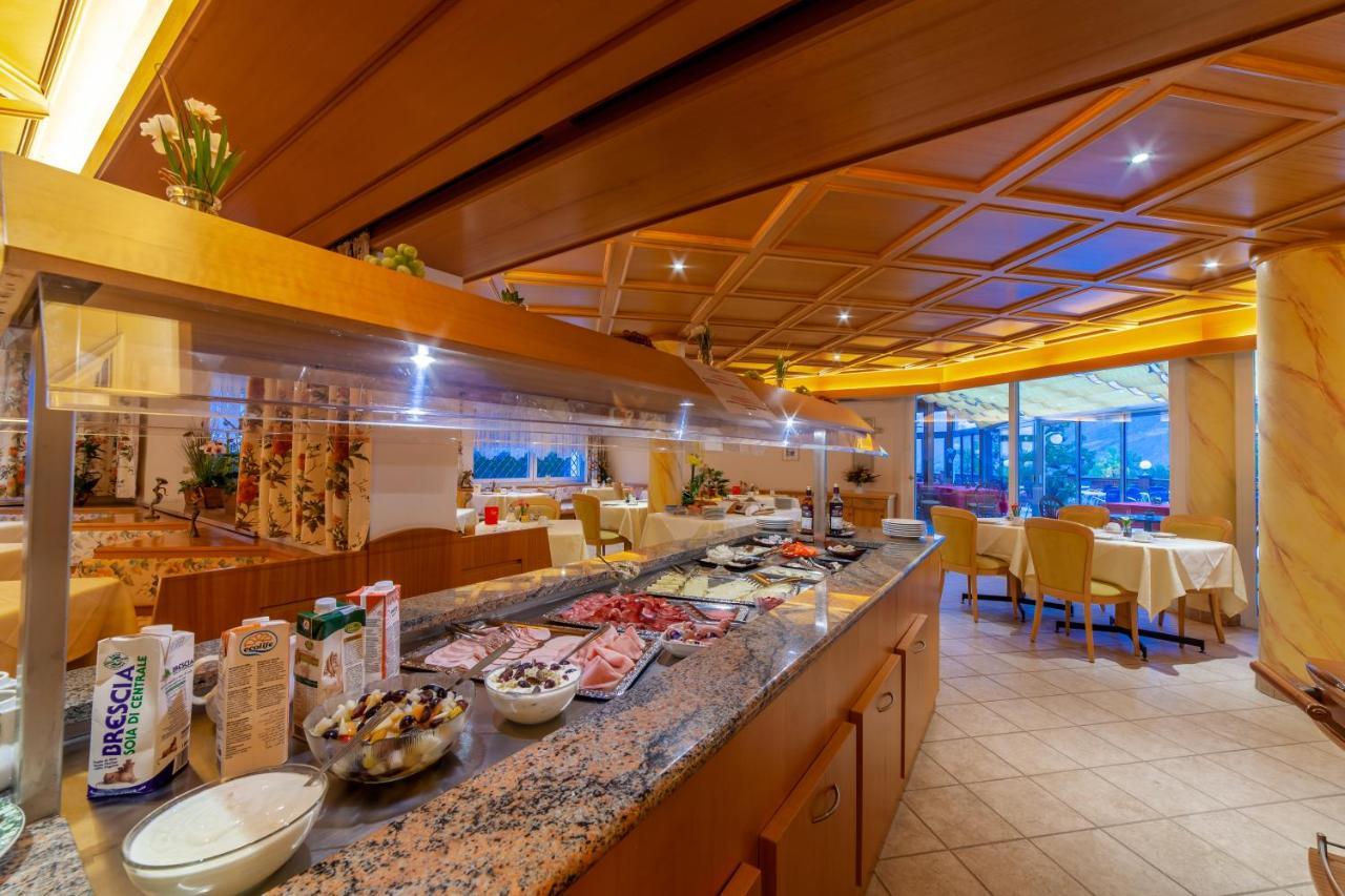 Fruehstuecks-Hotel Olympia Tirolo Ngoại thất bức ảnh