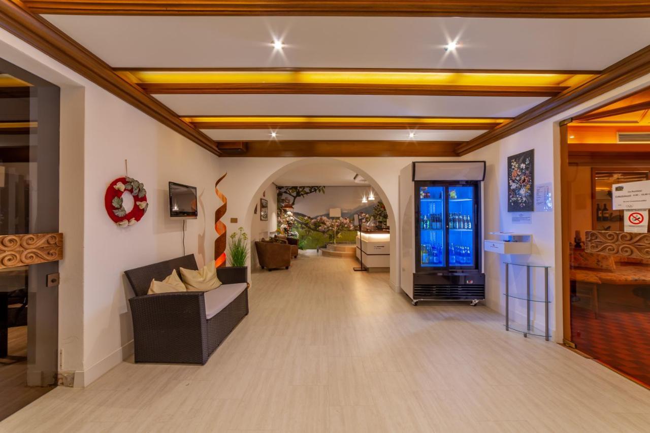 Fruehstuecks-Hotel Olympia Tirolo Ngoại thất bức ảnh